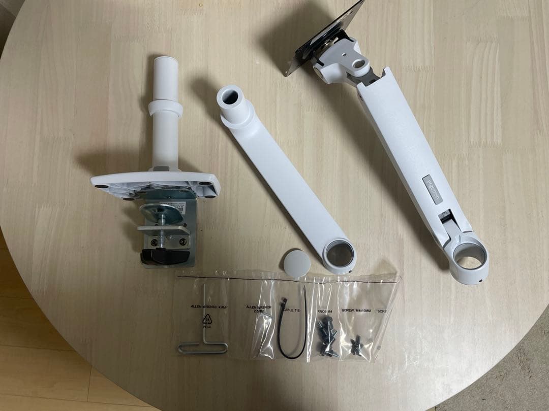 ERGOTRON LX モニターアーム ホワイト Amazon.co.jp: ERGOTRON エルゴトロン LX モニターアーム デスク