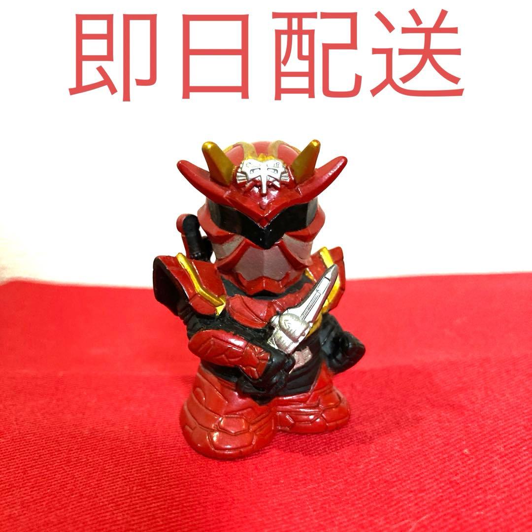 仮面ライダーアームド響鬼 フィギュア 当時物 CSM SHF 真骨彫 希少 赤黒 仮面ライダーアームド響鬼 フィギュア 当時物 CSM SHF 真骨彫 希少