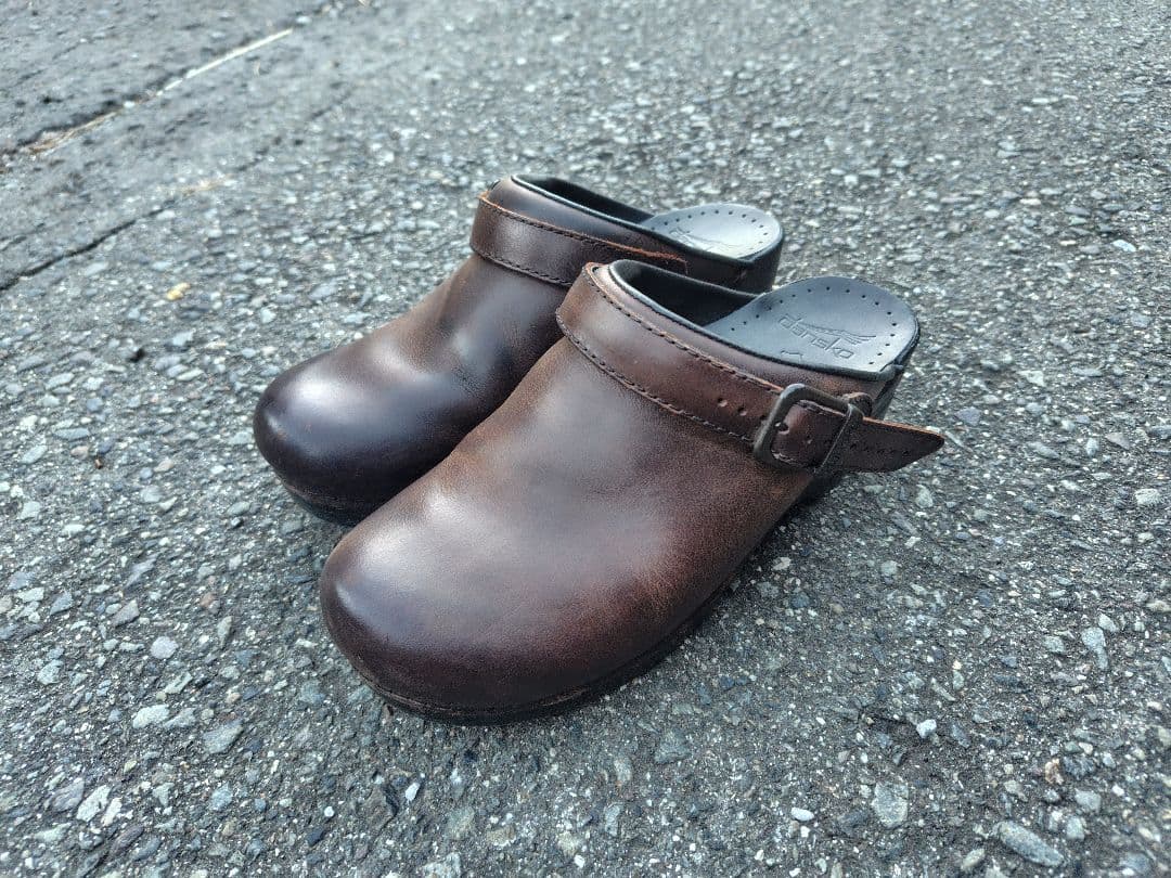 dansko ダンスコ レザー サボサンダル レディース 38 ダークブラウン dansko（ダンスコ） *レザーサボサンダル 36/23*ブラウン皮革靴バック
