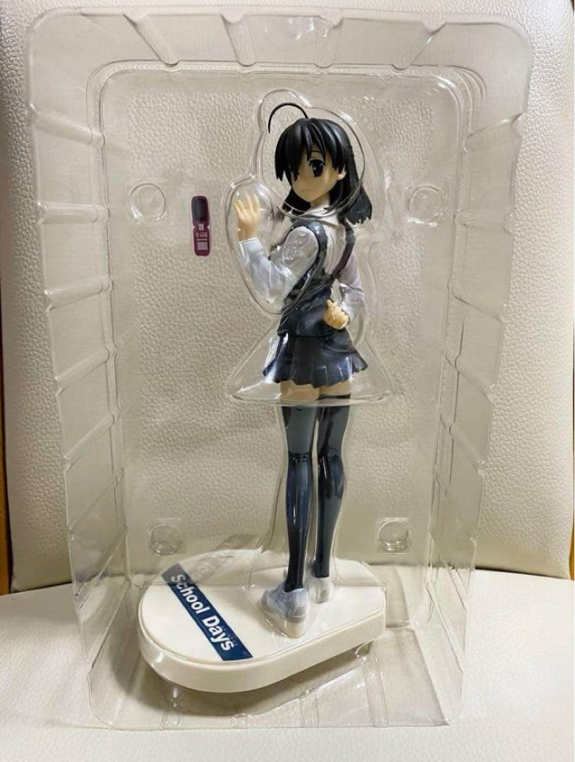 スクールデイズ School Days 西園寺世界 1/8スケールフィギュア - メルカリ