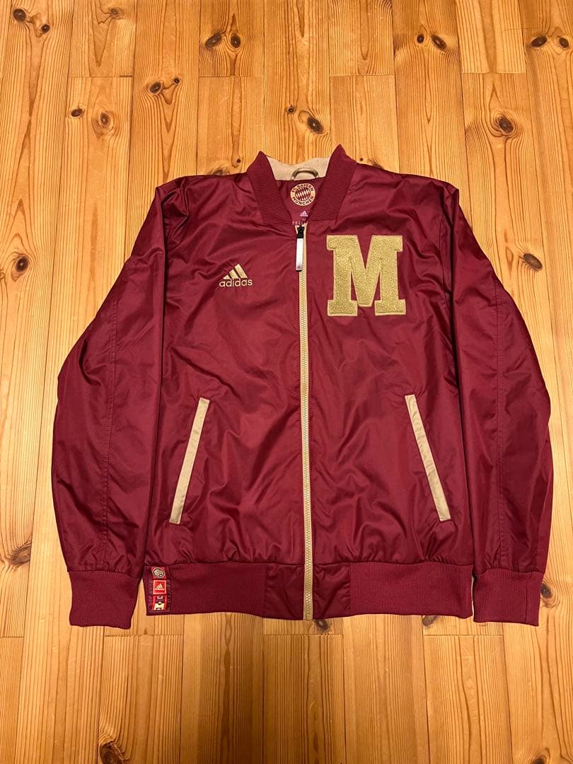 adidas FCバイエルン・ミュンヘン ナイロンジャケット M アディダス