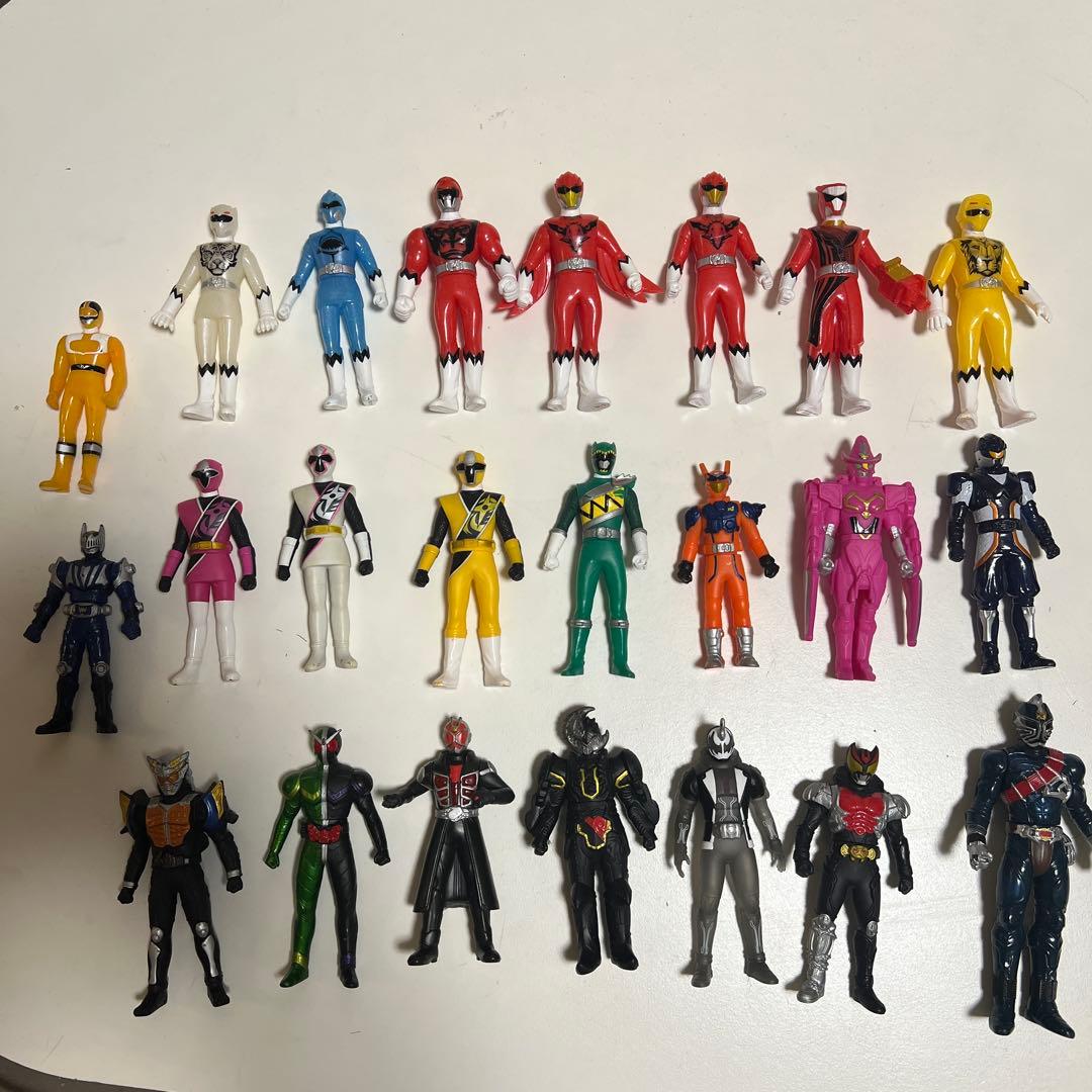 戦隊ヒーロー ソフビ まとめ売り 23体 仮面ライダー - メルカリ