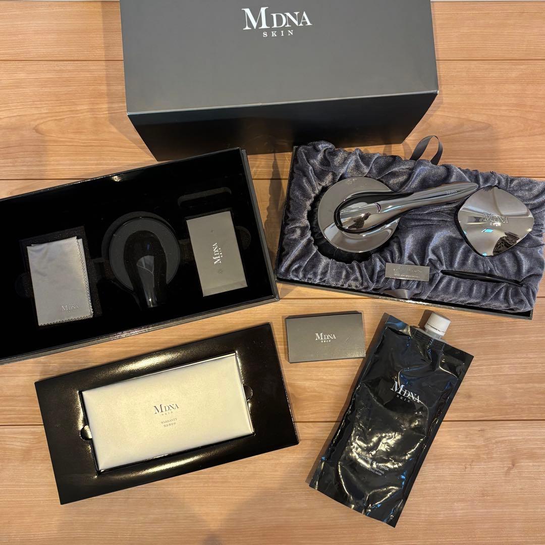 MDNA SKIN フェイシャルデバイスセット リジュビネーターセット（美容機器×クレイマスク） | MDNA SKIN