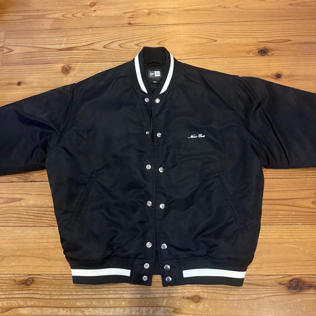 NEW ERA ブラック スタジャン Lサイズ 中古・古着通販】New Era (ニューエラ) スタジャン ブラック サイズ:L