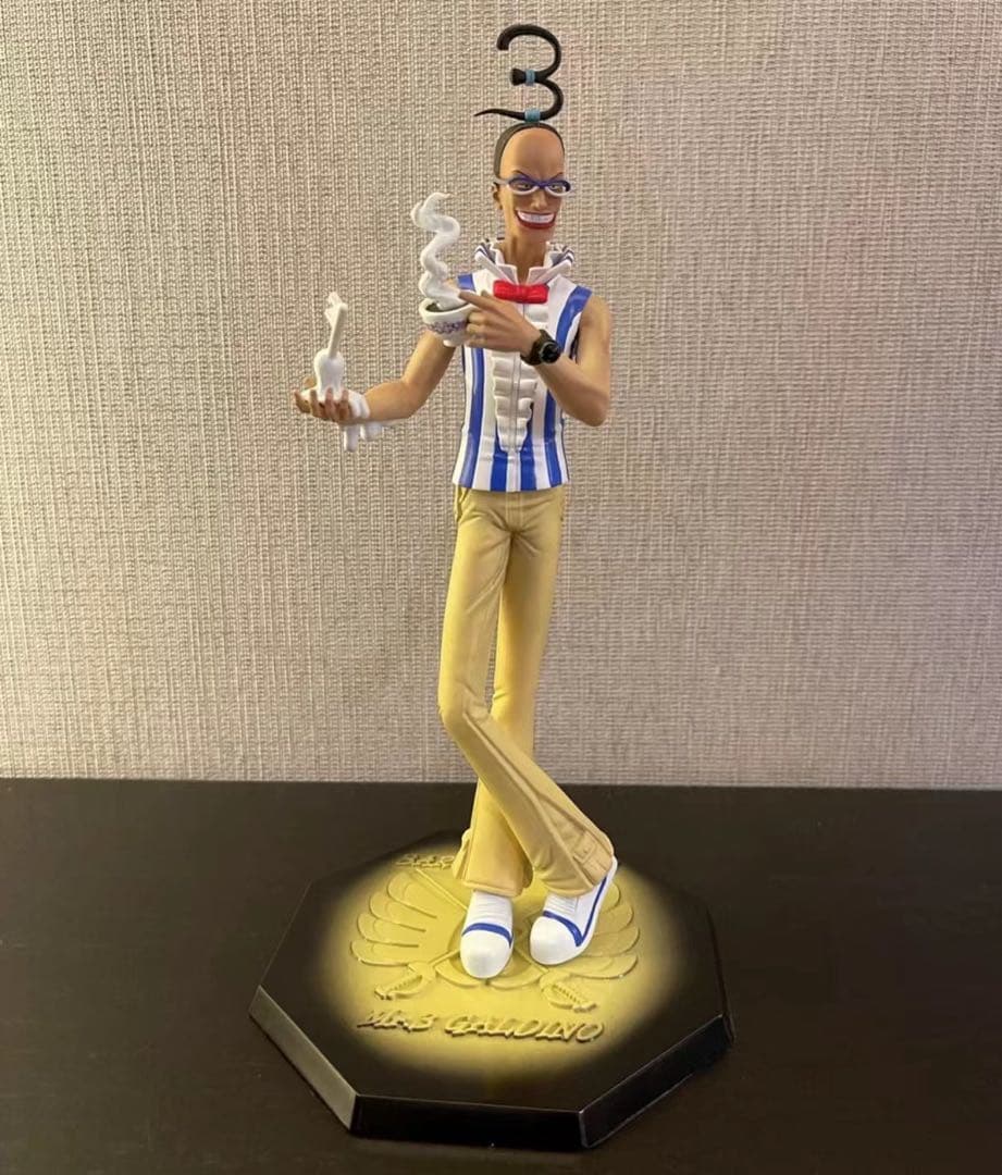 ワンピース ギャルディーノ Mr.3 ガレージキット ガレキ スタチュー② ワンピース Mr.3 ギャルディーノ ガレージキット ガレキ スタチュー①