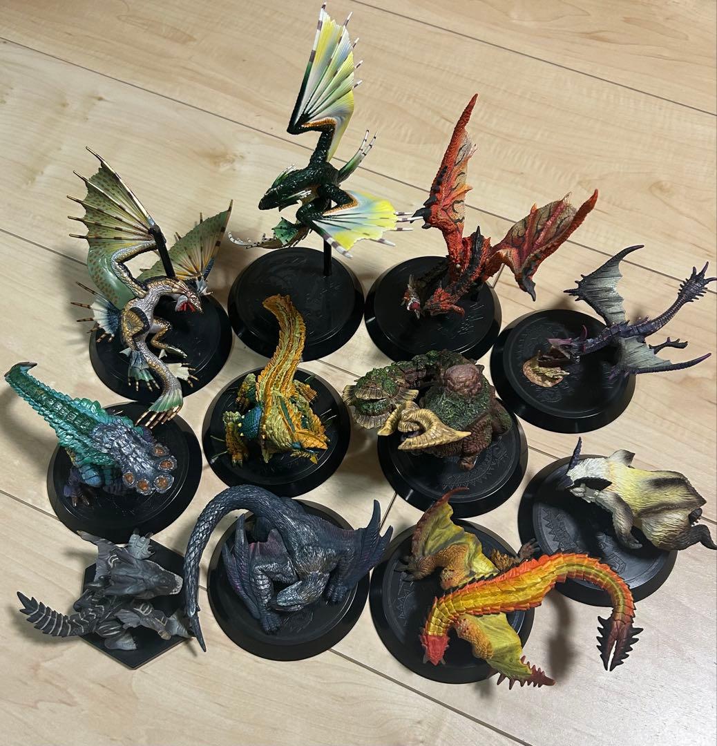 モンスターハンター フィギュア 10体セット - メルカリ