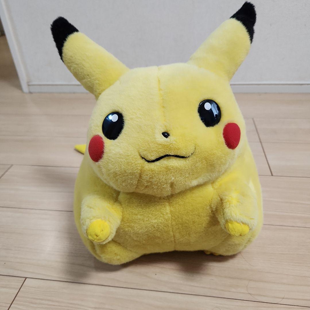 TOMY ポケモン ピカチュウ 等身大ぬいぐるみ レトロ 初期 TOMY ポケモン ピカチュウ 等身大 ぬいぐるみ レトロ 当時物 初期 BIG