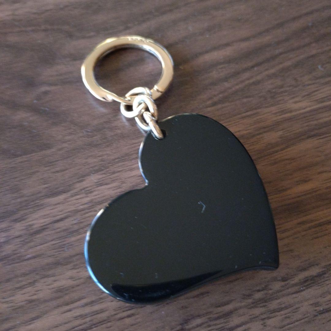 GUCCI ハート型キーリング・チャーム - メルカリ