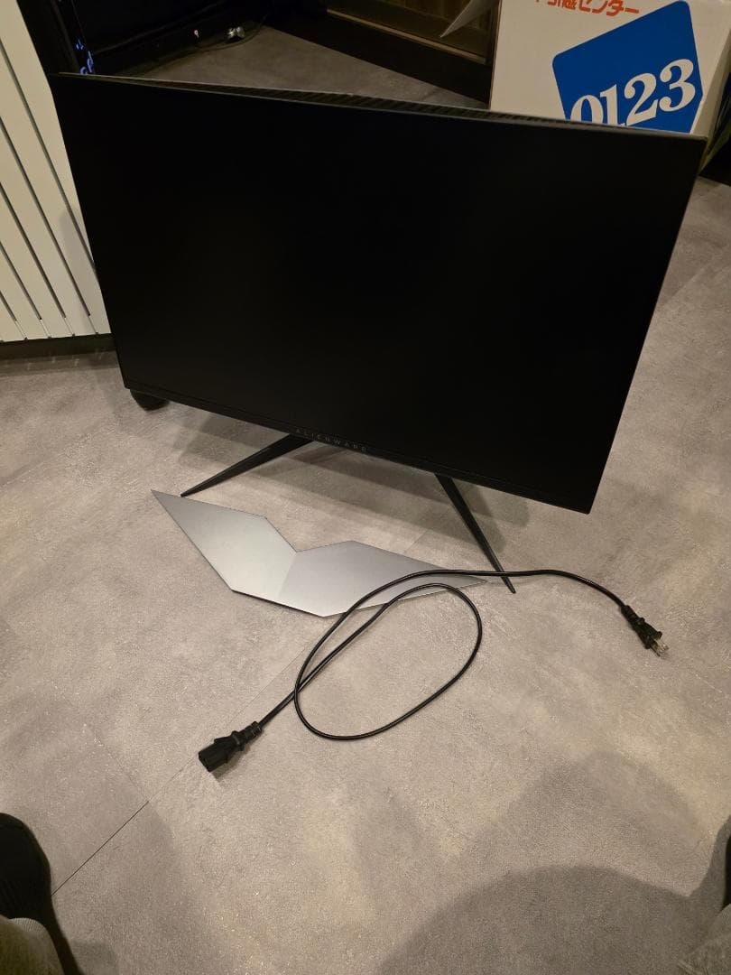 Alienware 25 ゲームモニター – AW2518Hf Amazon.co.jp: Alienware 25 ゲームモニター – AW2518Hf、フルHD