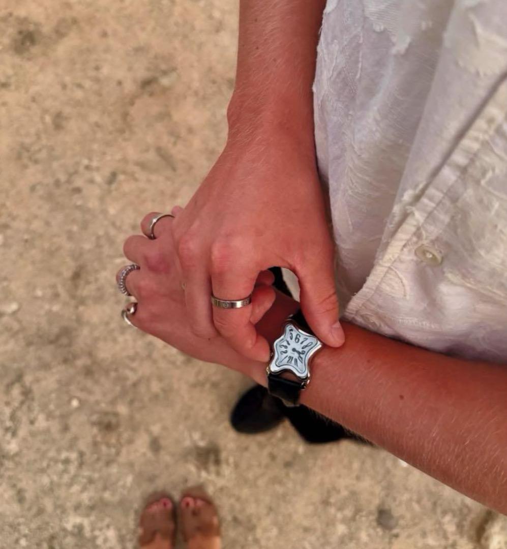 A-47/ 新品未使用 laphont SQUARE MELTING WATCH Square Melting Watch Large Gold – Laphont