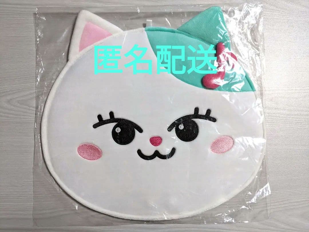 NiziU Nizoo うちわケース マユカ ルキャ - メルカリ