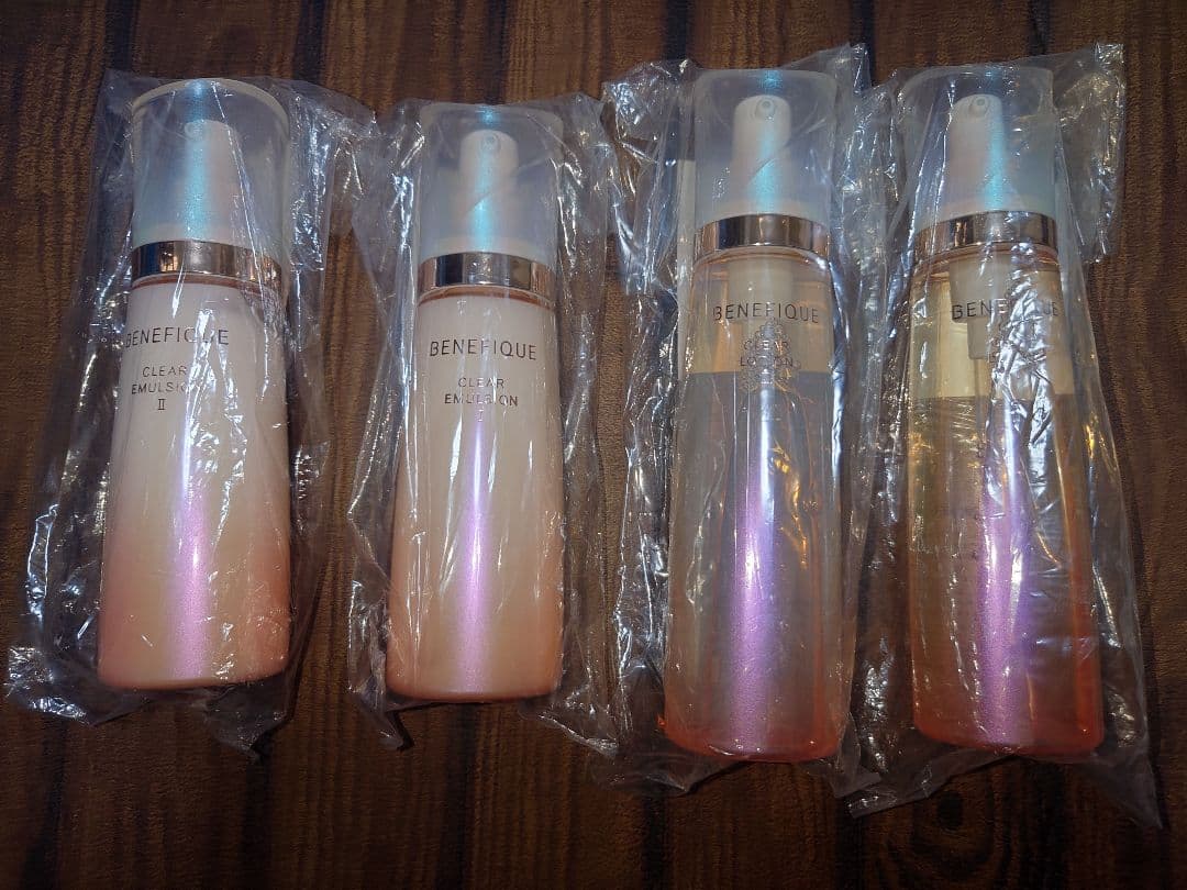 BENEFIQUE　ベネフィーク　 化粧水＆乳液 キメ美肌・ハリ美肌に導く2つの化粧水＆乳液｜ベネフィーク(BENEFIQUE