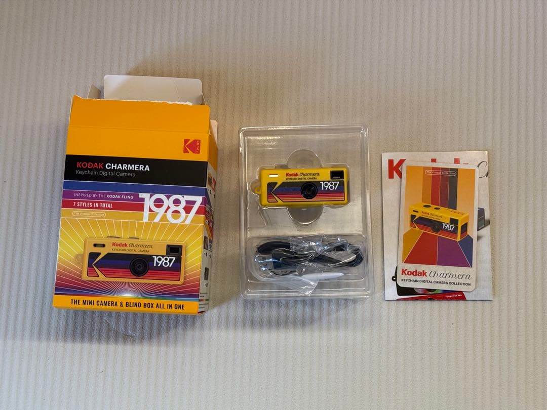 Kodak Charmera 1987 キーチェーンデジタルカメラ NEW Kodak Charmera 1987 Retro Keychain Digital Camera – Blind Box