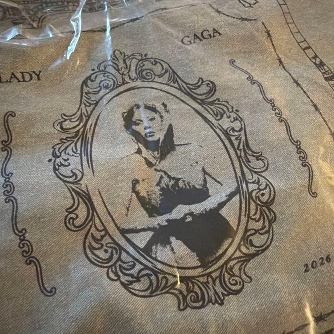 LADYGAGA THE MAYHEM BALL トートバッグ レディー・ガガ - メルカリ