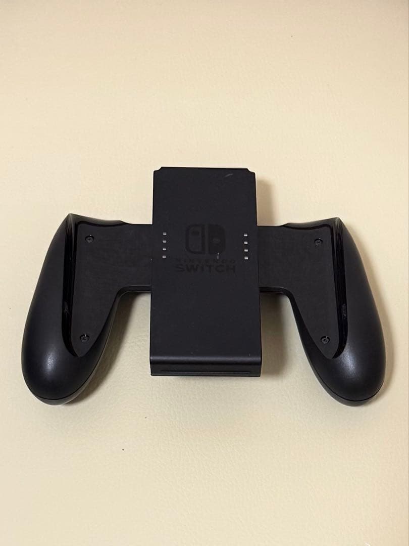 おまけ付き Nintendo Switch 新型 グレー 付属品完備 - メルカリ