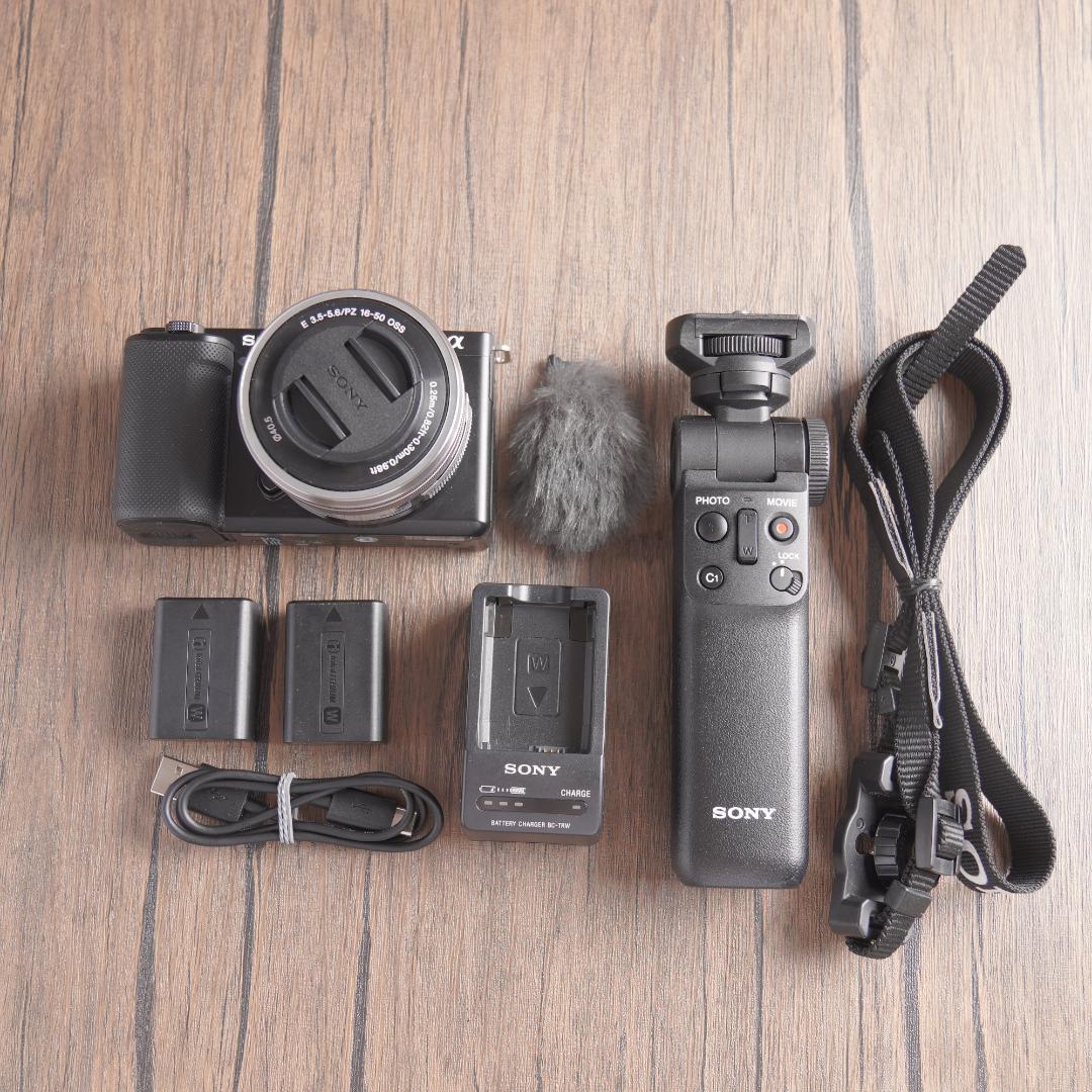 ショット数311回でほぼ未使用✨バッテリー2個✨SONY ZV-E10 155 - メルカリ