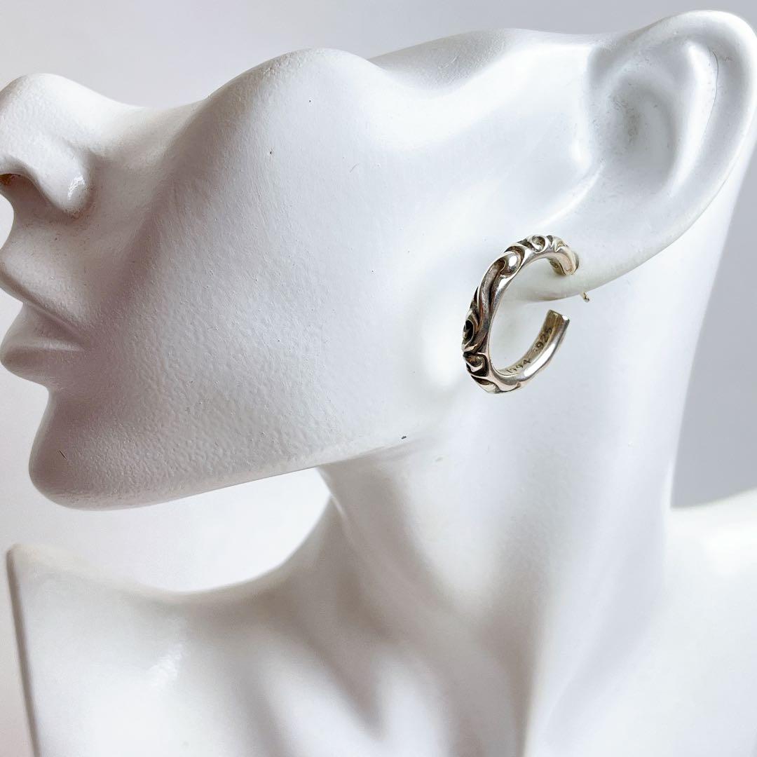 クロムハーツ スクロール ワイド フープ ピアス 1994 925 - メルカリ
