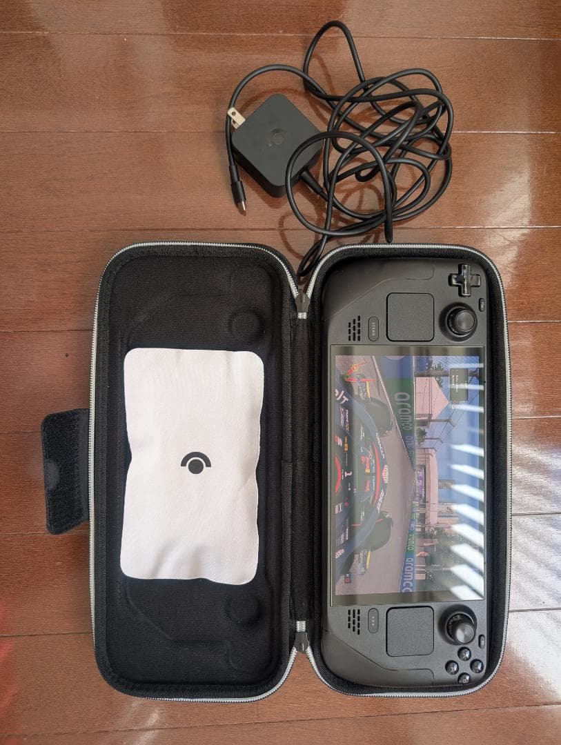 【極上美品】Steam Deck OLED 1TB｜最上位モデル！ Steam Deck OLEDは最高のポータブルゲーム機でした | ギズモード・ジャパン