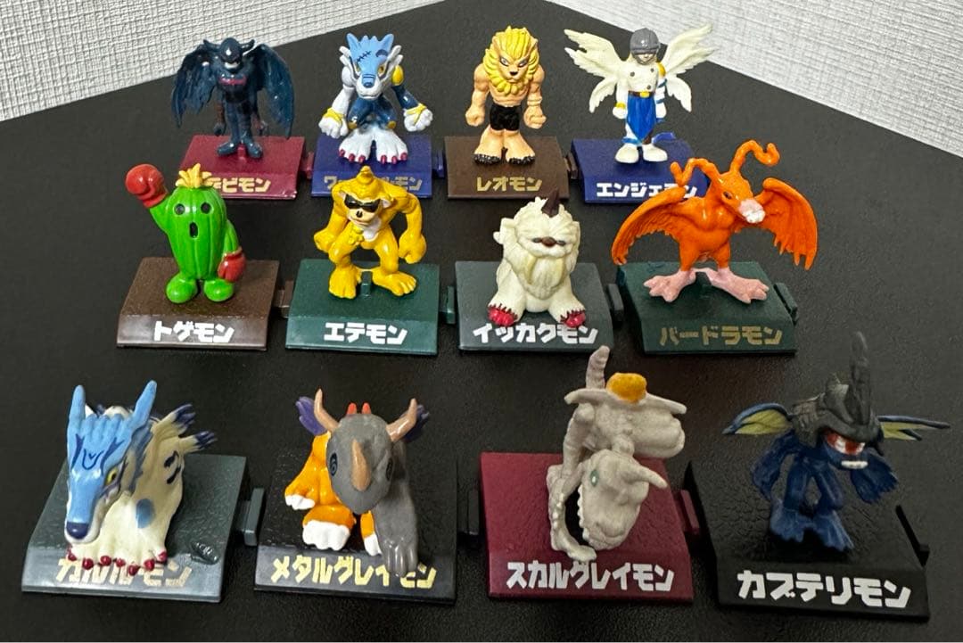 デジモン フィギュア 森永 食玩 チョコスナック まとめ売り - メルカリ