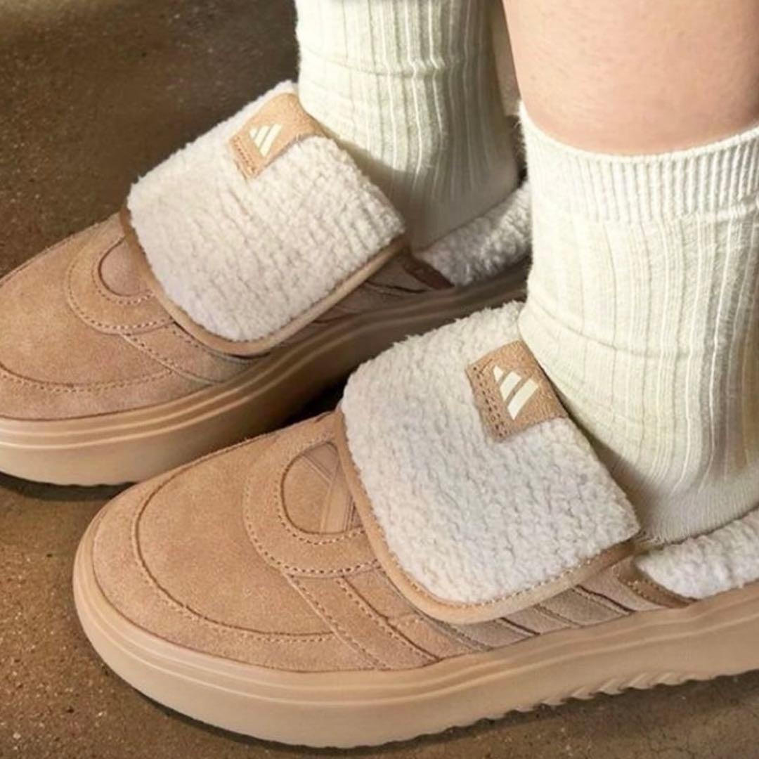 新品未使用☆adidas グランドコート ミュール モコモコ サンダル 24.5