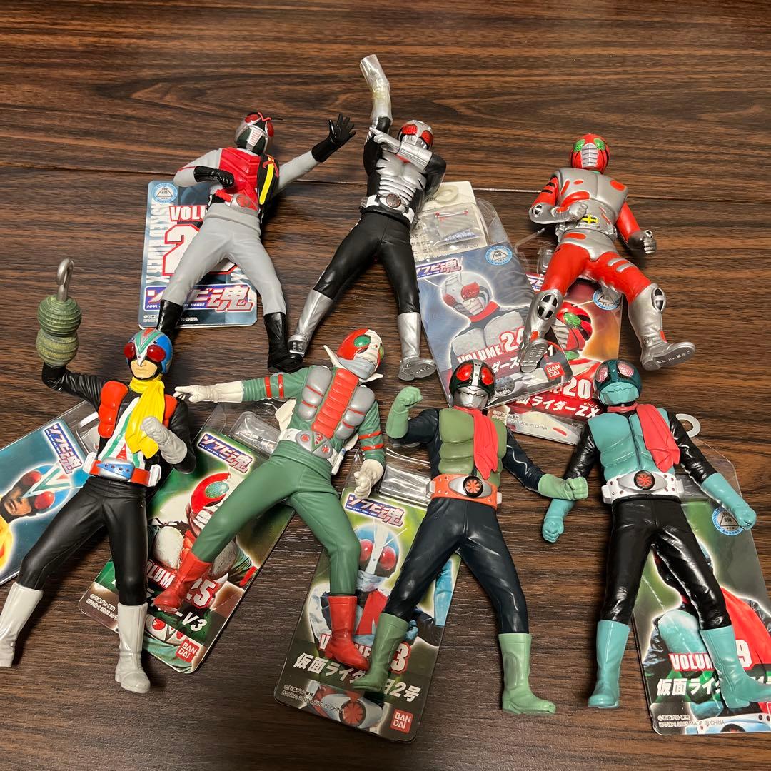 昭和仮面ライダーソフビ魂７体セット 仮面ライダー ソフビ フィギュア 昭和ライダー7体セット - メルカリ