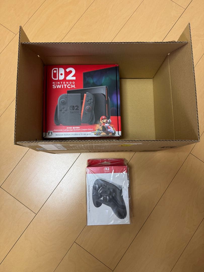 Nintendo Switch2マリカ　プロコン2付 Amazon.co.jp: マリオカート ワールド -Switch2 +【任天堂純正品