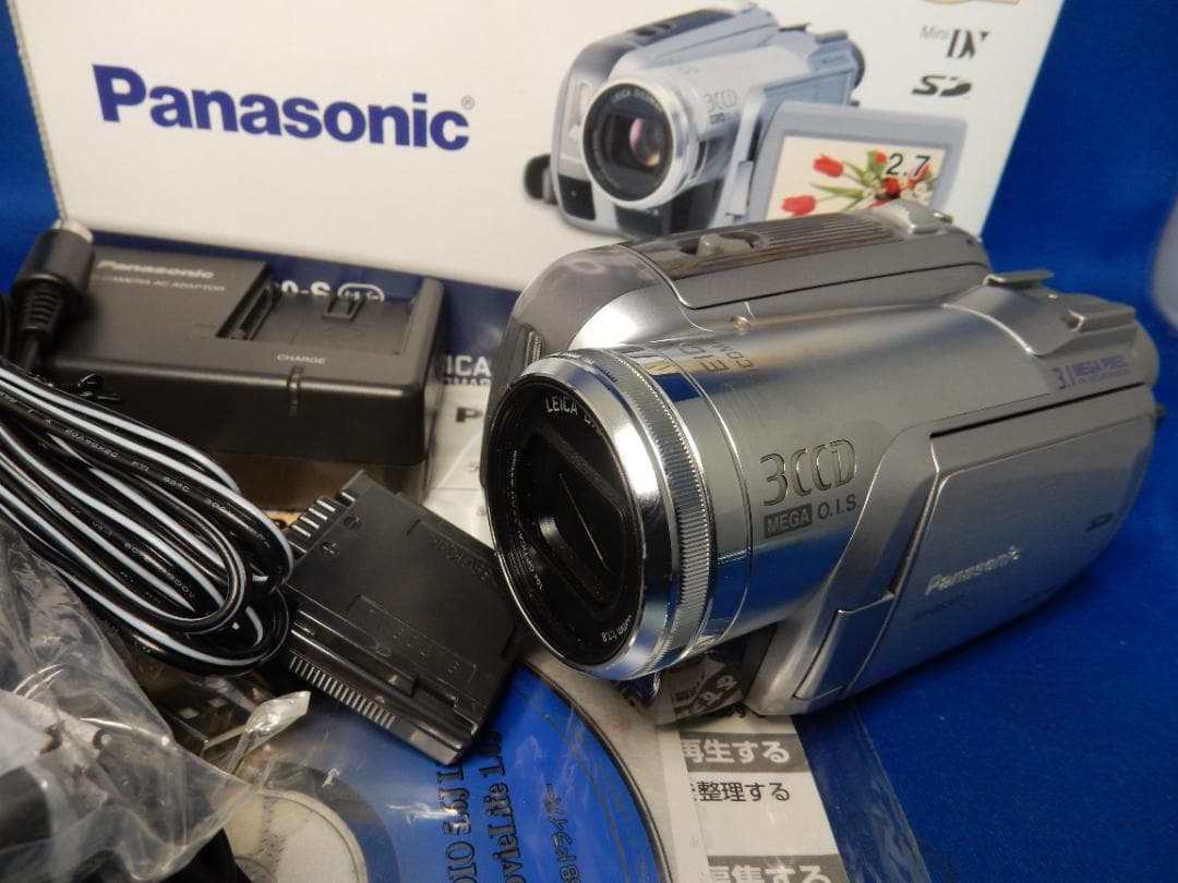 #2811 Panasonic NV-GS300 MiniDV 極上品一式 Amazon.com: Panasonic PV-GS300 3.1MP 3CCD MiniDV Camcorder with