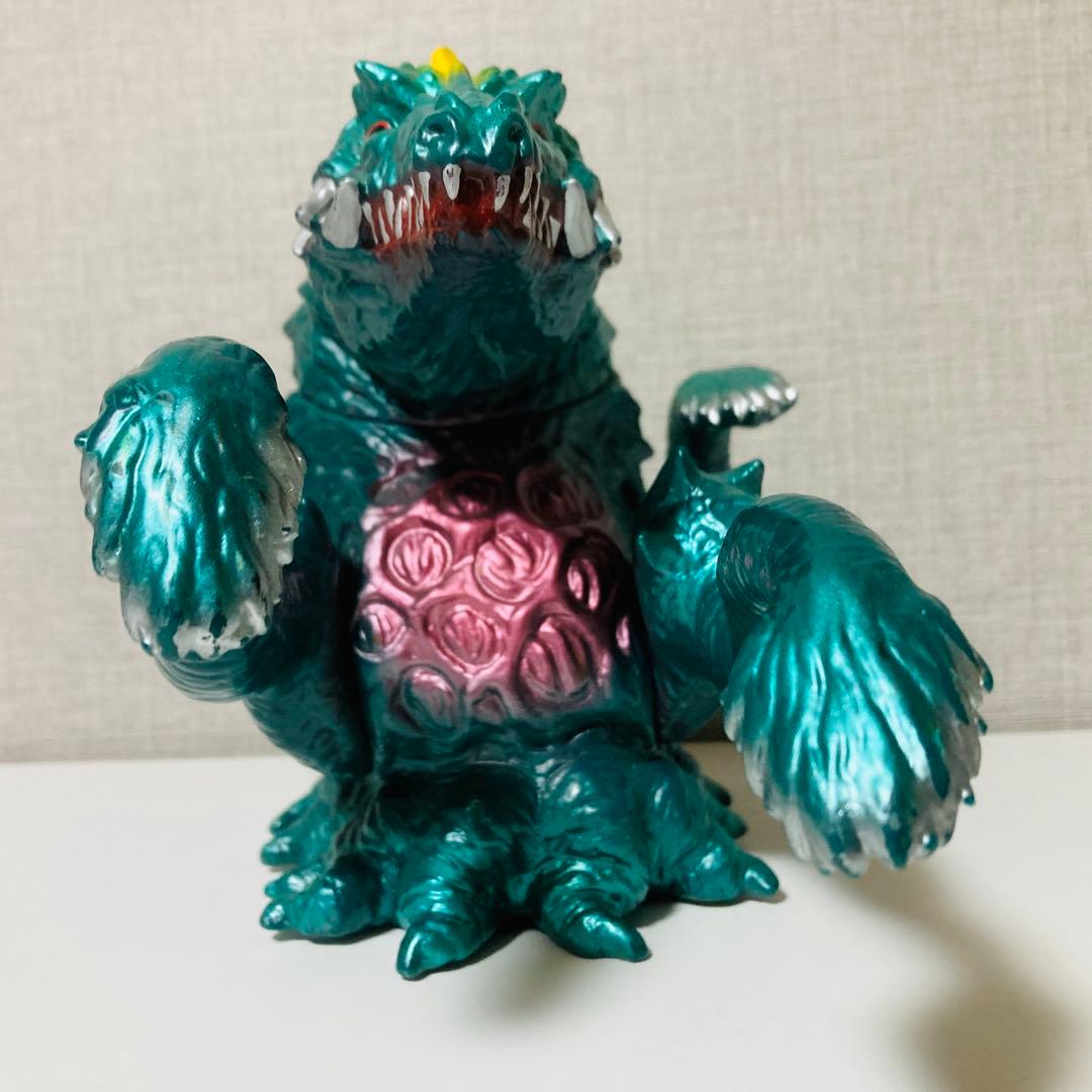 ビオランテ ゴジラビデオ ファンクラブ限定 M1号 ソフビ - メルカリ