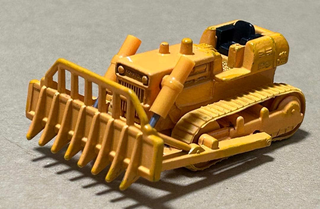 トミカ 小松 D65A レーキドーザ ミニカーショップ ケンボックス トミカ 黒箱☆70-2-1☆コマツD65A