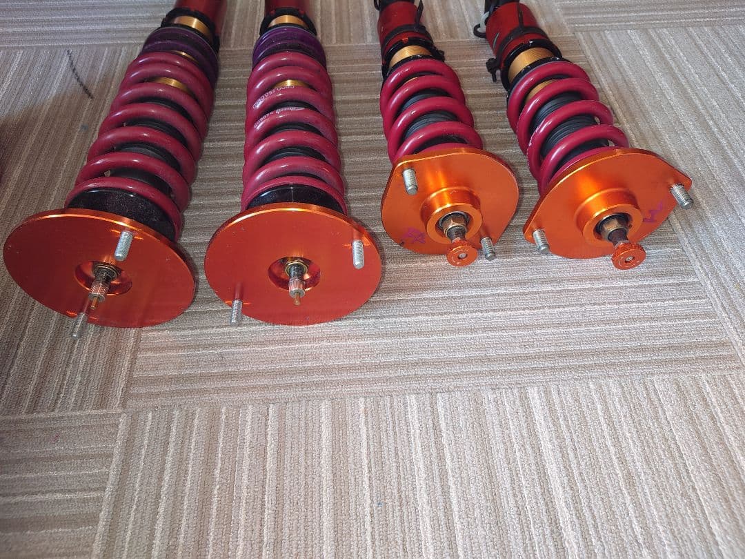 アラゴスタ 車高調　bnr34 bcnr33　オマケブラケット付属