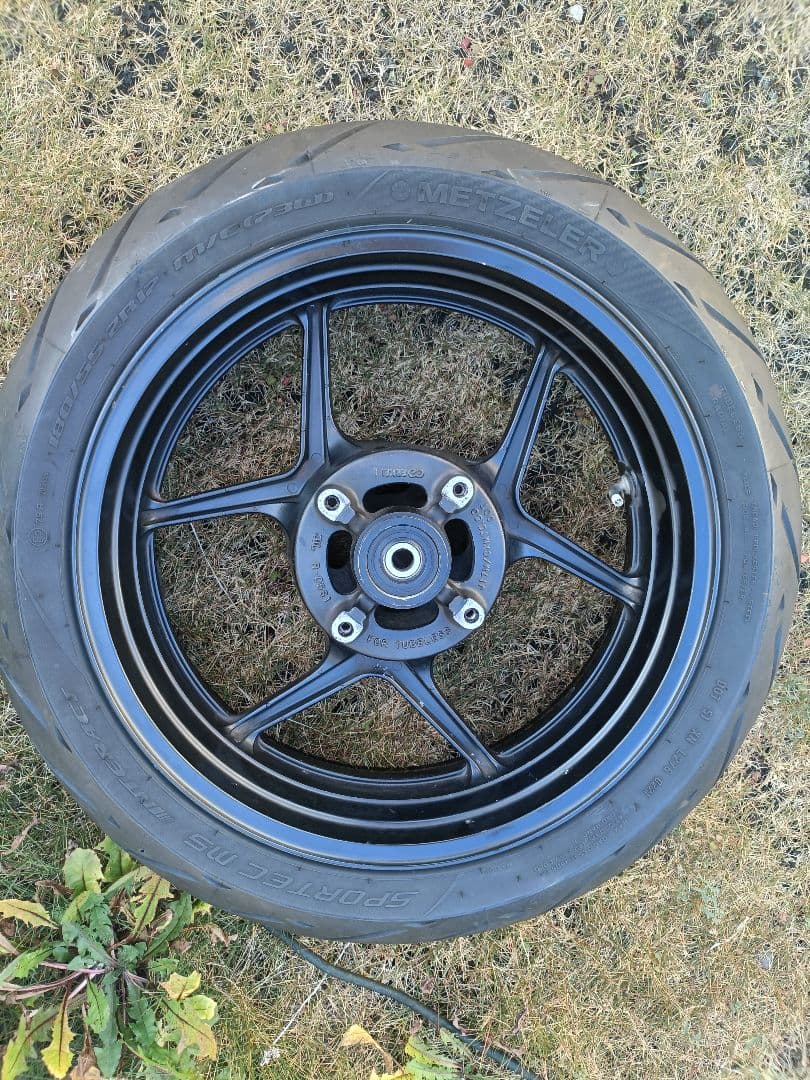 ZX-25R ZX-4R 5.50J 180 55 ワイドホイール