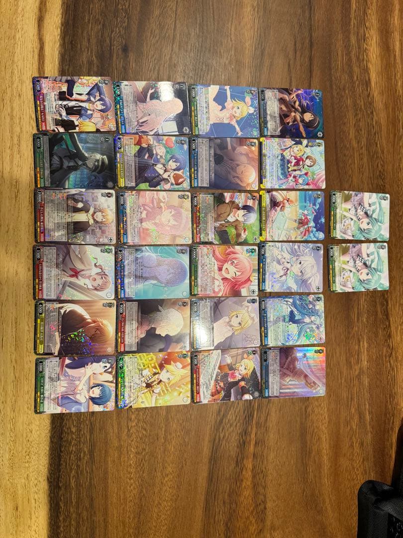 ヴァイスシュバルツ　カラフルステージ Amazon.co.jp: ヴァイスシュヴァルツ ブースターパック プロジェクト