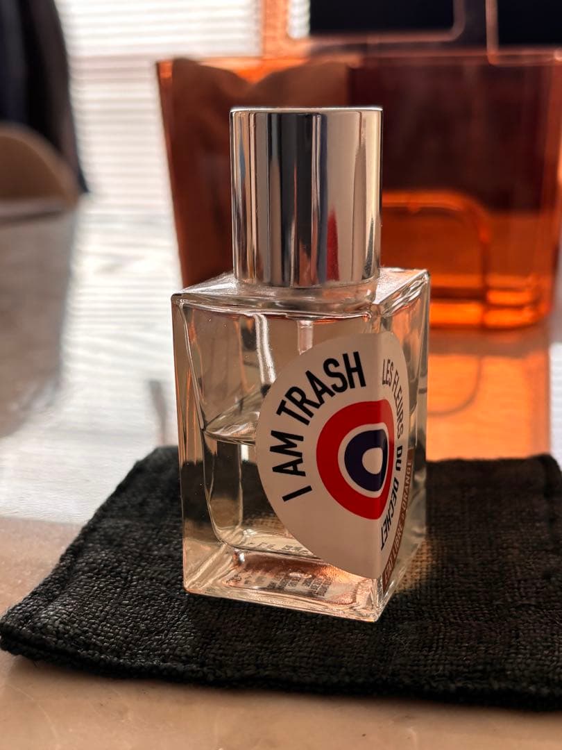 ETAT LIBRE D'ORANGE I AM TRASH ゴミの花 30ml - メルカリ