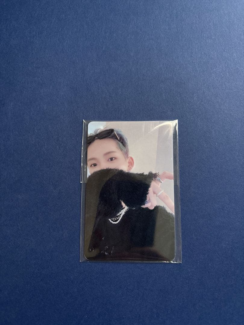 treasure ナイトガーデン ヒョンソク トレカ おまけ付き - メルカリ