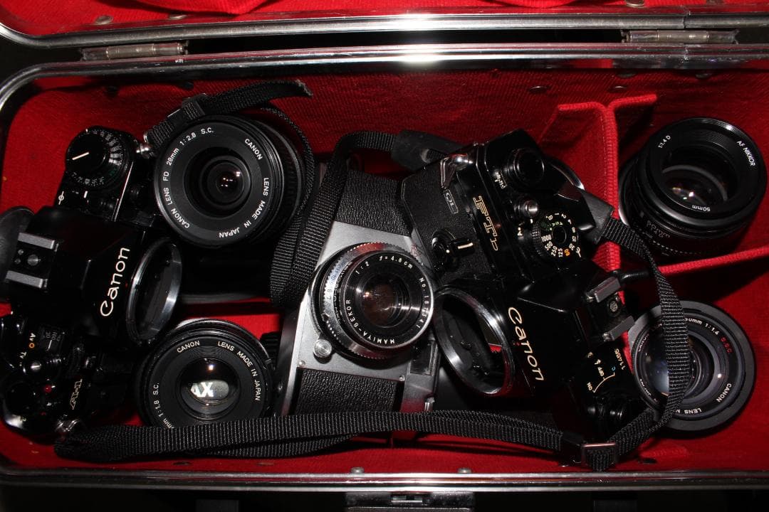 カメラまとめ　CANON PENTAX NIKON ケース付き ペンタックス PENTAX 17 専用 レザー ケース Volcano ボルケーノ TP