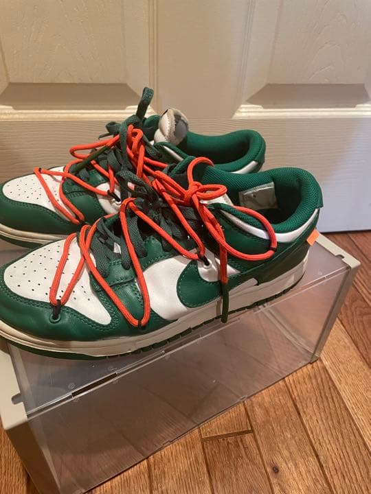 最終値下げ　Nike✖️off-whiteコラボ　ダンクロー 海外9月30日発売予定】オフホワイト × フューチュラ × ナイキ ダンク