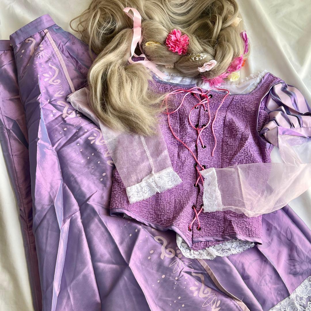 Dハロ＊ラプンツェルコスプレ＊ドレス＋ウィッグセット - メルカリ