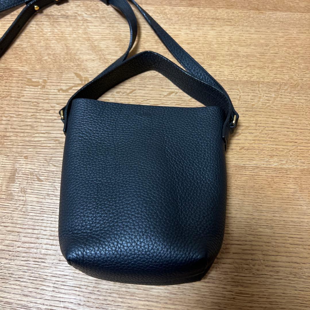 チーバッグ　Mini Dhuta ショルダー　ブラック 2026年最新】chiiiibag dhutaの人気アイテム - メルカリ