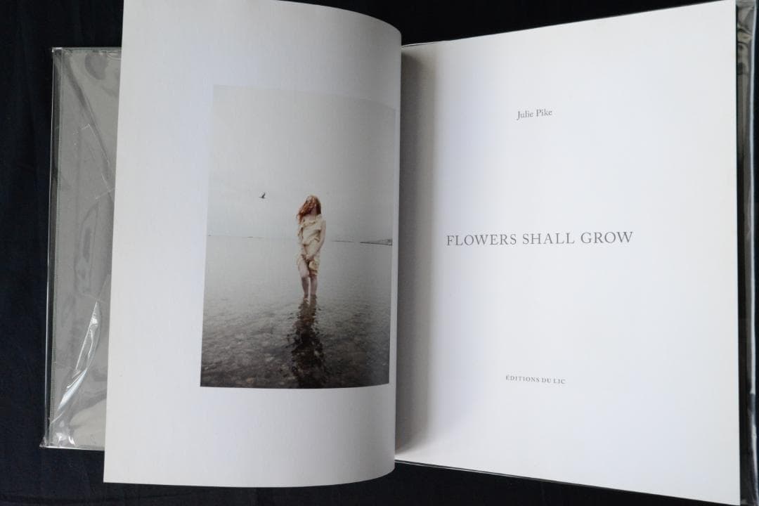 Julie Pike：FLOWERS SHALL GROW☆大幅に値下げしました - メルカリ