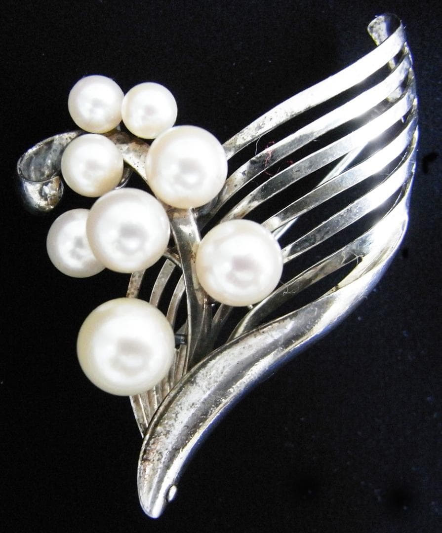 ミキモト(MIKIMOTO) 925シルバー(銀製)スズラン（鈴蘭)真珠ブローチ