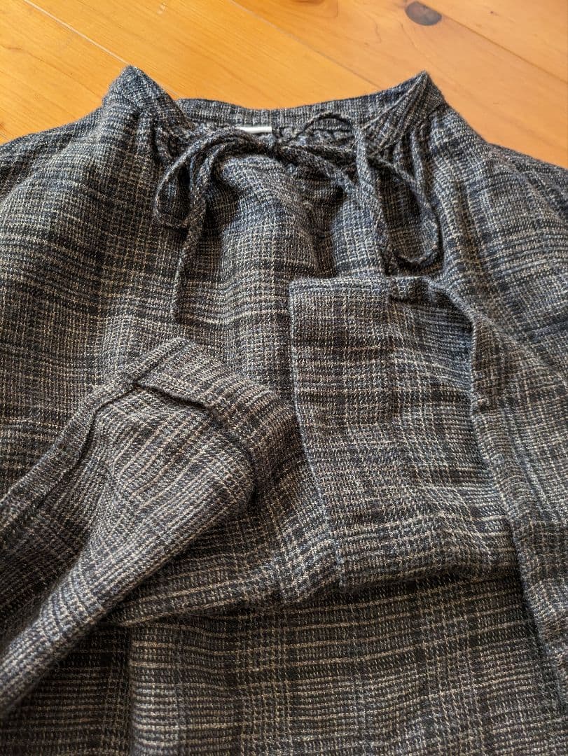 2024年 entwaボートネックギャザーブラウス ウールリネンチェック