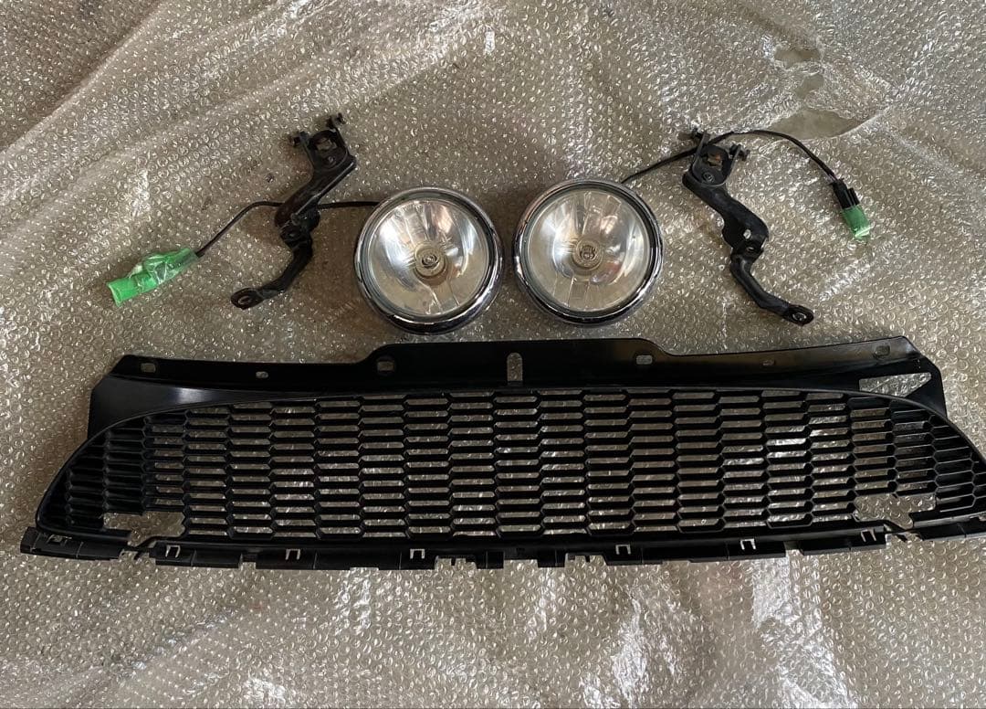 ルナピー様 純正 MINIクーパーR56グリル＋アディショナルライト MINI専用》ロゴ入りアディショナルライト4連セット | leafauto custom