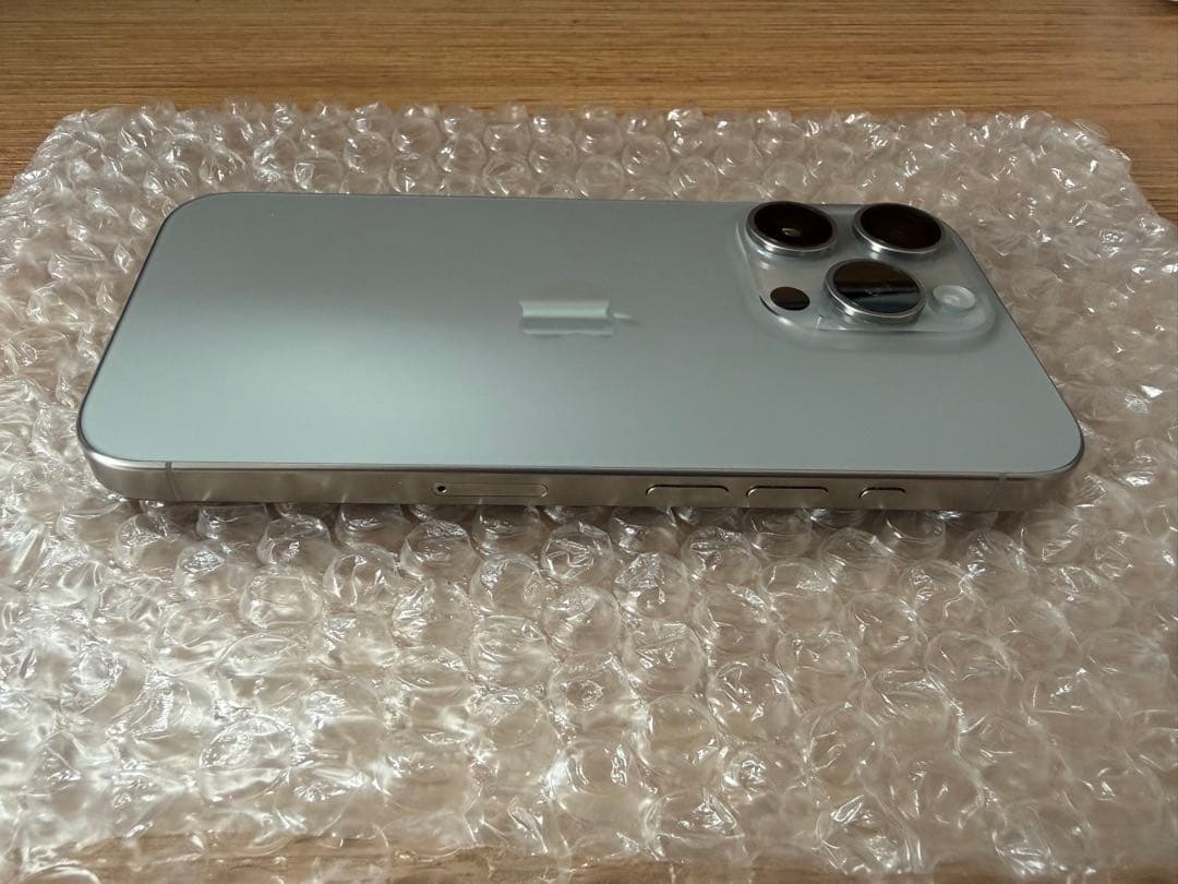 本日中に出品停止】iPhone 15 Pro 128GB 最大容量100% - メルカリ