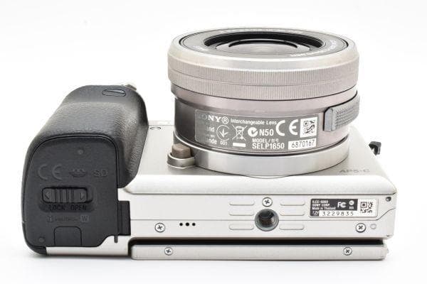 【美品】ソニー SONY α6000 レンズセット 《ショット数553回》