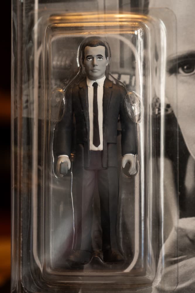 ビートルズ　ジョージマーティン　フィギュア　世界限定100 ブラック&ホワイト