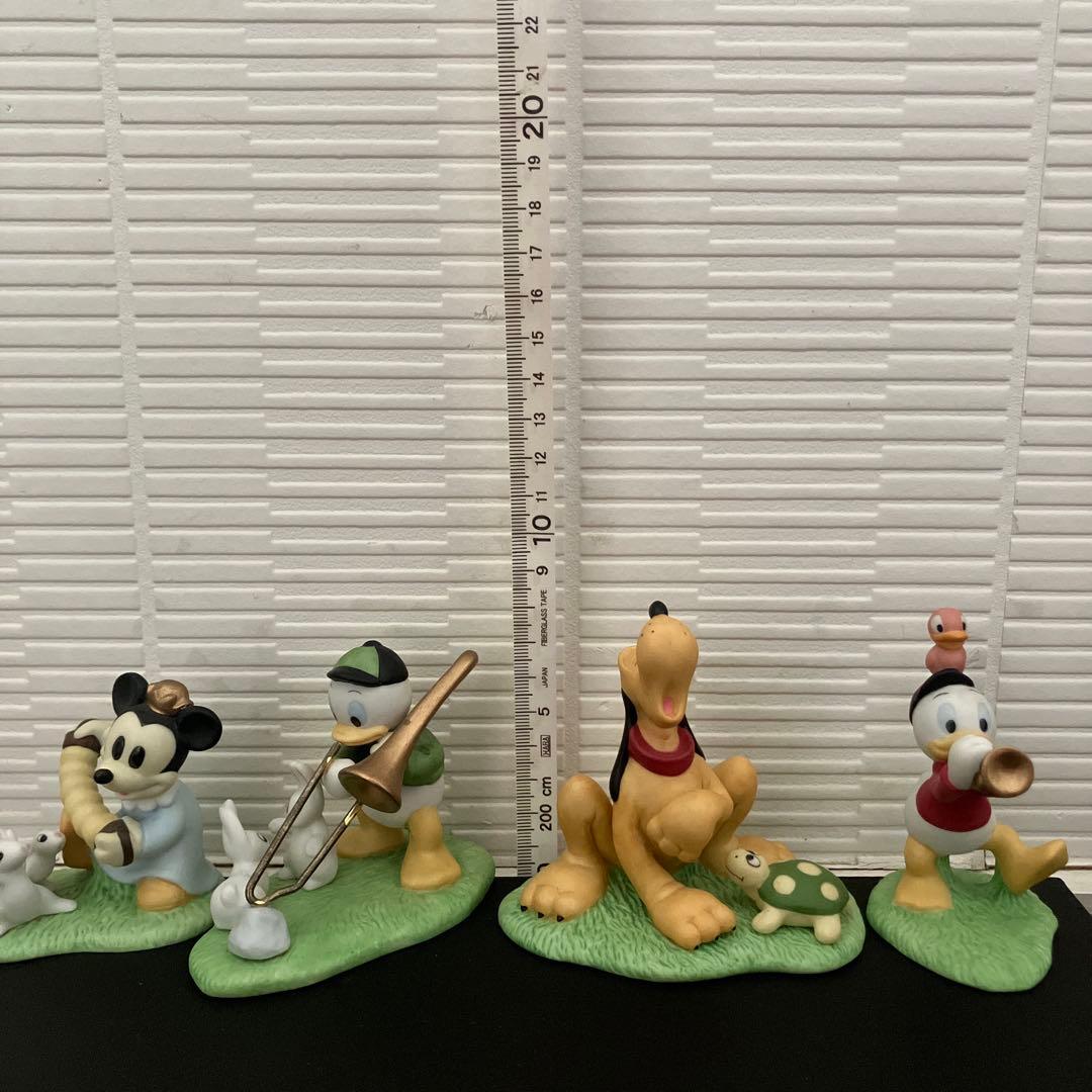ディズニー 陶器置物 フィギュアリンワールド オーケストラ 音楽隊