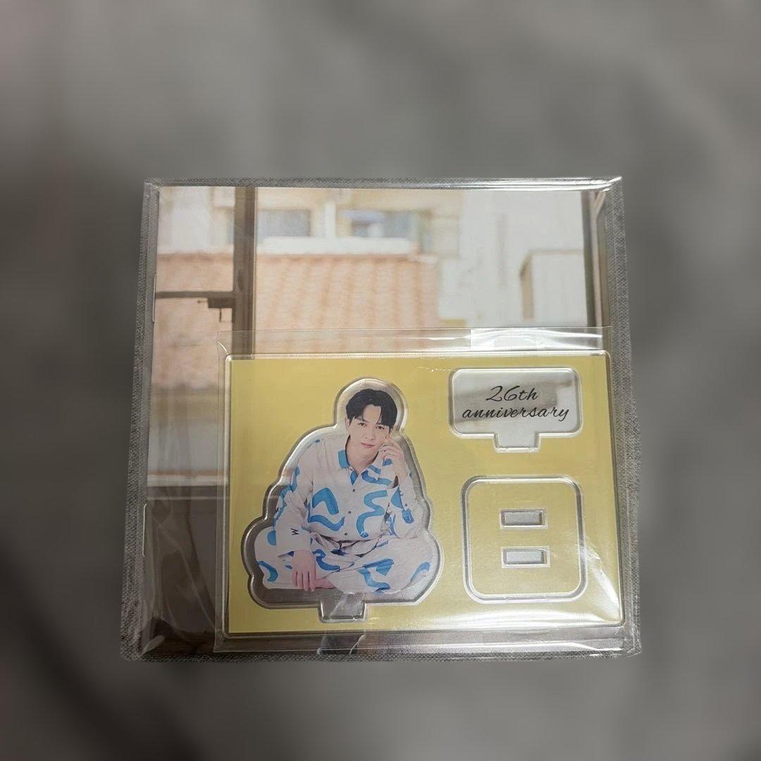 吉田仁人 26th 生誕 アクリルスタンド ブックレット - メルカリ