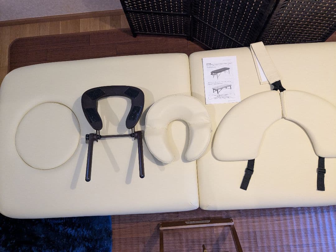 美品】ネチュラ☆フラットメモリー施術ベット エステ/リラク バニラ色