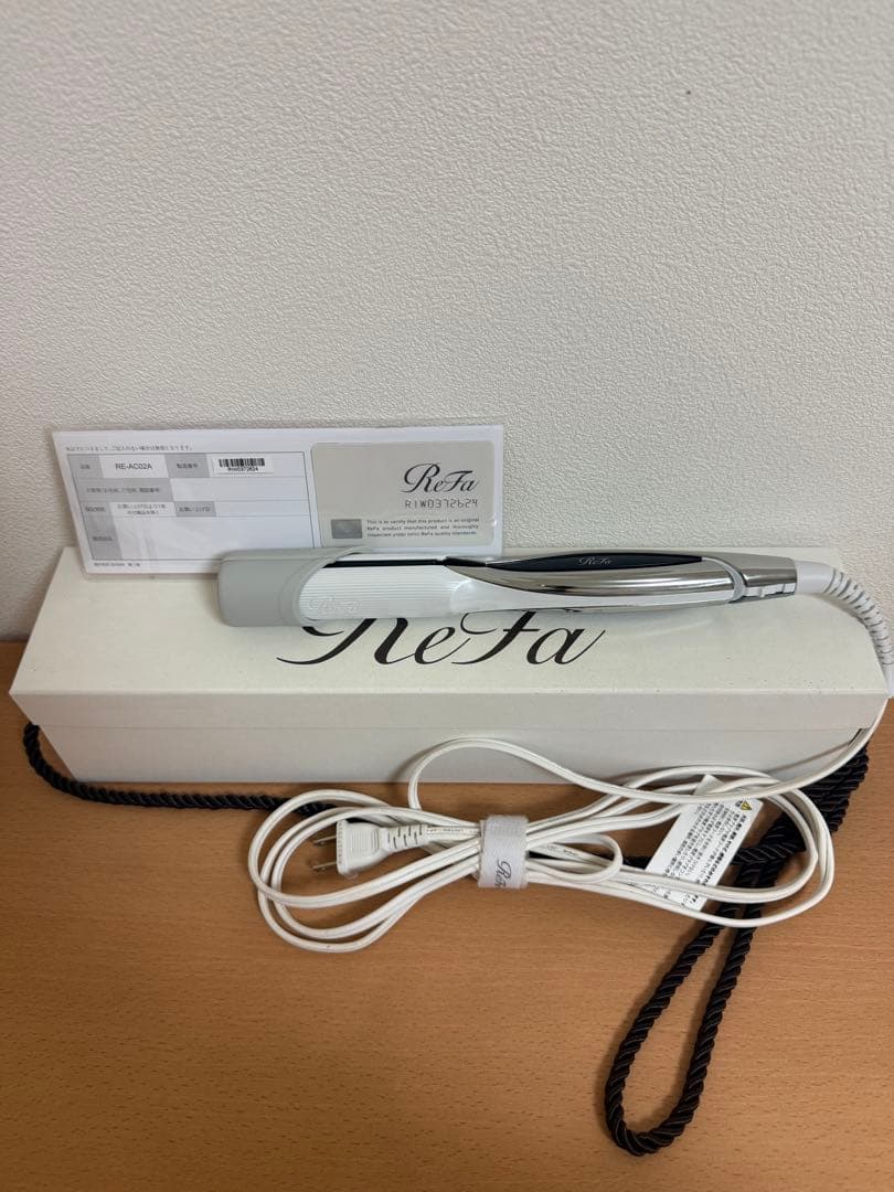 リファビューテック ストレートアイロン おひとり様1点まで】リファ ビューテックストレートアイロン / リファ