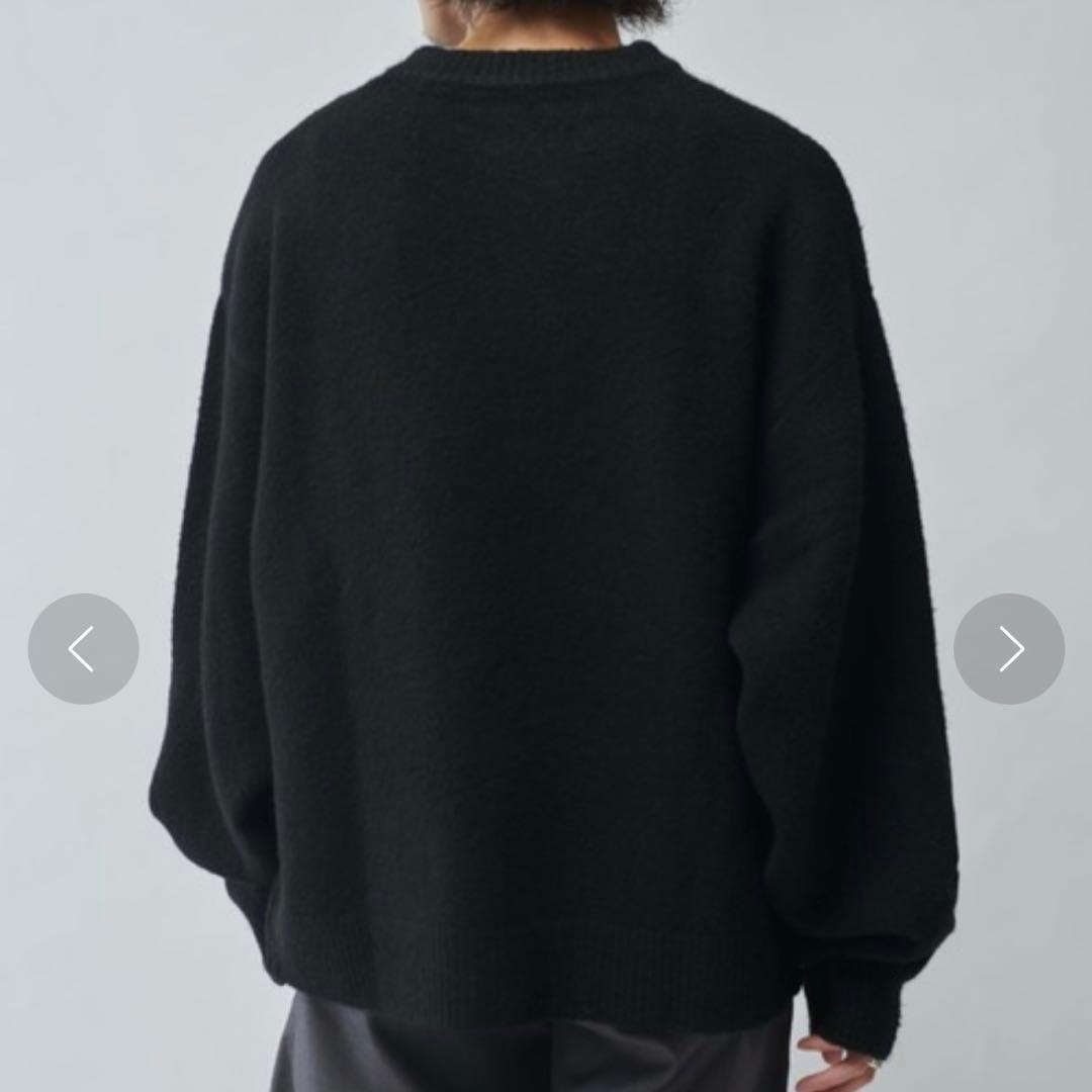 Lui's ツイストZIPデザインオーバーサイズクルーネックニット